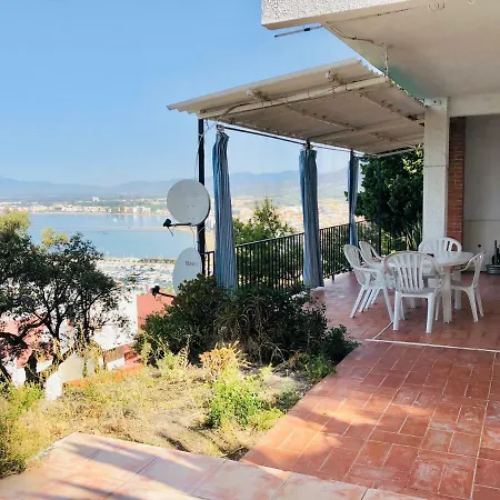 Puig Rom 68 Bajo Apartment *